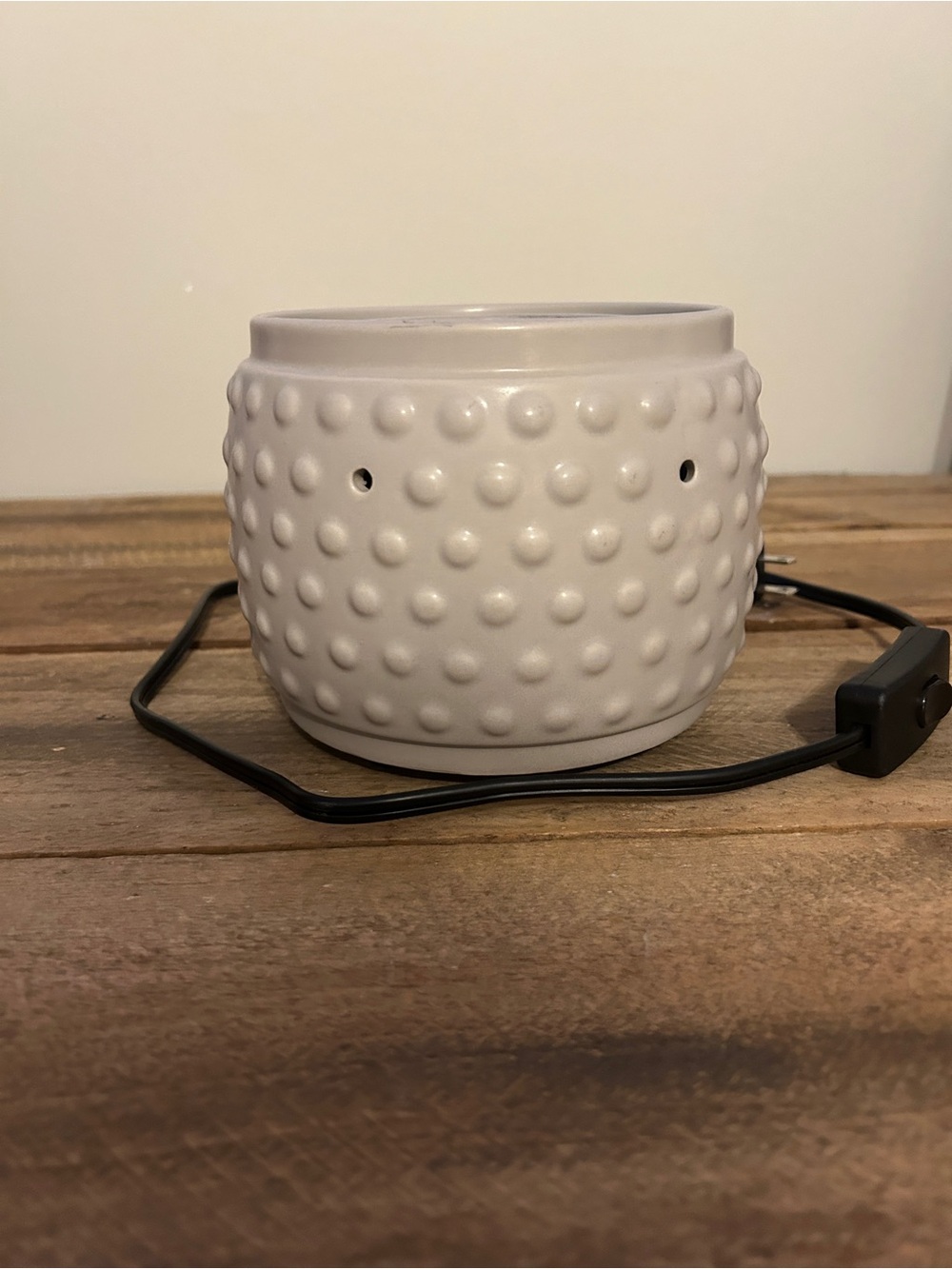 Grey Ceramic Dot-Textured Electric Warmer